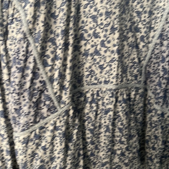 Old Navy Plus Peasant Blouse - Picture 8 of 9